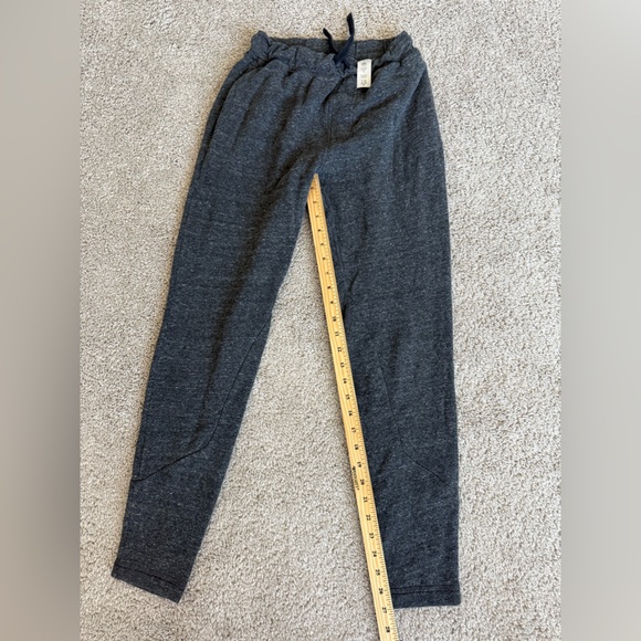 ALO Yoga Men’s Triumph Sweatpant - Grey Triblend Size Small - Picture 7 of 11